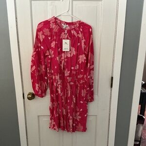 Free assembly long sleeve large pink dress with light pink and white flowers